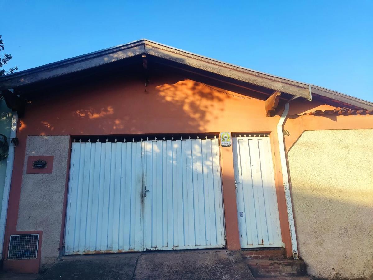Casa Aconchegante A 28 Min. Thermas De Sao Pedro 皮拉西卡巴 外观 照片